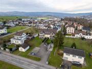 Mehrfamilienhaus mit Einstellhalle in Büsserach