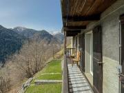 Mehrfamilienhaus mit großem Grundstück inmitten der Natur