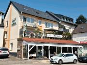 Mehrfamilienhaus mit Restaurant in Heusweiler