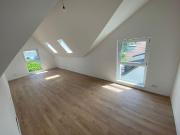 Mehrfamilienhaus Stilvolle 3 Zimmer DG Wohnung