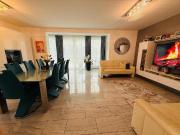 Mehrfamilienhaus von Privat mit Einliegerwohnung