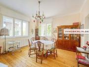 Mehrfamilienhaus, Wohnhaus in Berlin