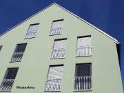 Mehrfamilienwohnhaus mit künftig 7 Wohnungen und Kfz...