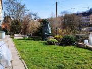 Mehrgenarationshaus mit großem Garten und 3...