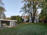 Mehrgenerationshaus mit großen Garten am Wasser,...