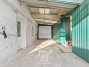 Mehrparteienhaus mit Donaupanorama – Rendite sichern...