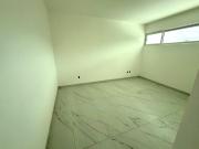 Un hogar irrepetible con Roof Garden y jardín privado...
