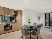 Melbourne Square Stylish Southbank Living with City...