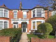 Melville Road, Walthamstow, 2 Bedroom Flat