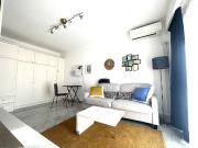 MENTON Grand studio rénové de 28,74 m2, étage élevé avec...