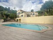 MENTON, PROPRIÉTÉ DE 250 M2 AVEC 2 000 M2 DE TERRAIN ET...