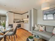 Merchant Square, London W2, 3 bed flat to rent, £7,150...