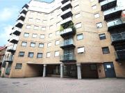 Merchants Place, Reading, Berkshire RG1, 2 bed flat to... Merchants Place, Reading, Berkshire RG1, 2 bed flat to...