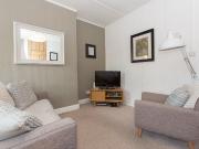 Merton High Street, Wimbledon SW19, 2 bed flat to rent,...