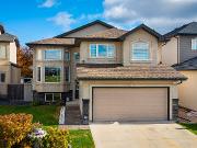 Meticulously Maintained 4 bed, 1908 Sqft Home W/ Double...