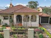 METICULOUSLY RENOVATED CENTRAL GEM WITH LOTS OF SURPRISES!