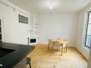 Métro Jules Joffrin 2 pièces 36.72m2 rdc