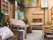 Metro Parque Bustamante Jovenes profesionales 20 a 30 años