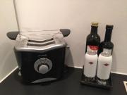 Metro Station in front of the door: chic Apartment near...