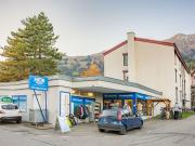 MFH MIT 6 WOHNUNGEN + GESCHÄFTSTEIL