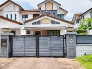 MG1Austin HeightsRenovated 2 Storey Cluster