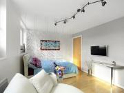 Mid Long term*Central* Beautiful*by The RIVER