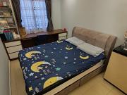 Middle Room at Taman Bukit Indah, Ampang Nearby Giant,...