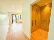 MIDDLE UNIT WITH FLEXIBLE PAYMENT TERMS BRAND NEW...