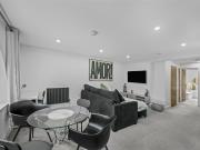 Middleton Drive, London, SE16 1 bed flat to rent £2,000...