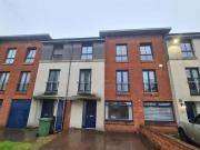 Midhope Drive, Oatlands, 4 Bedroom Town