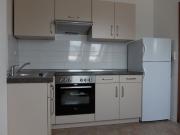 Miet mich mit Einbauküche im gemütlichen Dachgeschoss