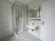 Miete: 4,5 Zimmer Wohnung mit Balkon in zentraler Lage...