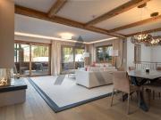 Miete: Ski in / Ski out Moderne Maisonette mit Bergblick