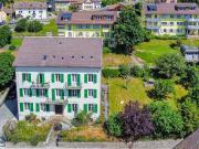 Mietgebäude mit 6 Wohnungen und großem Garten Im Herzen...