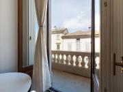 Milano Corso Magenta Cosy APT 205!