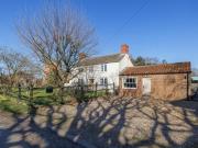 Mill Road, Burgh St. Peter, 4 Bedroom House