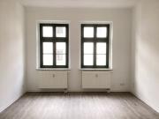 Miltitz 3 Zimmerwohnung, neues Bad mit Wanne und Dusche!