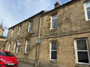 Milton Row, Denny, Falkirk FK6, 2 bed flat to rent, £725...