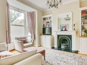 Minford Gardens, Brook Green, 3 Bedroom Apartment