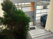 Mini departamento en alquiler 1er piso zona muy céntrica...