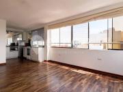 Mini departamento sin muebles con linea blanca en Miraflores