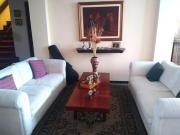 MIRAFLORES VENTA CASA 5 DORM 301 M2 NUEVO PRECIO $ 595,000