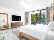 Mistiq Temple II #B201 Estudio