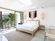 Mistiq Temple II #B208 Estudio