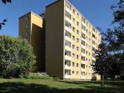 Mit dem Aufzug zur Wohnung / 7.OG Wohnung 3 Mindestalter...