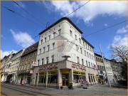 Mit Aufzug und Terrasse: 2 Raum Wohnung in der Geraer...