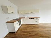 Mit Terrasse und Garten: moderne 3 Zi Wohnung in THON!