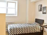 Modern möblierte Wohnung mit Balkon, Nähe U18...