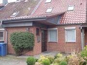 Mittelreihenhaus von Privat nähe Schulzentrum I, 21244...
