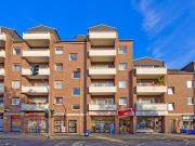 Mitten im Leben statt nur dabei schöne 3 Zimmer Wohnung...